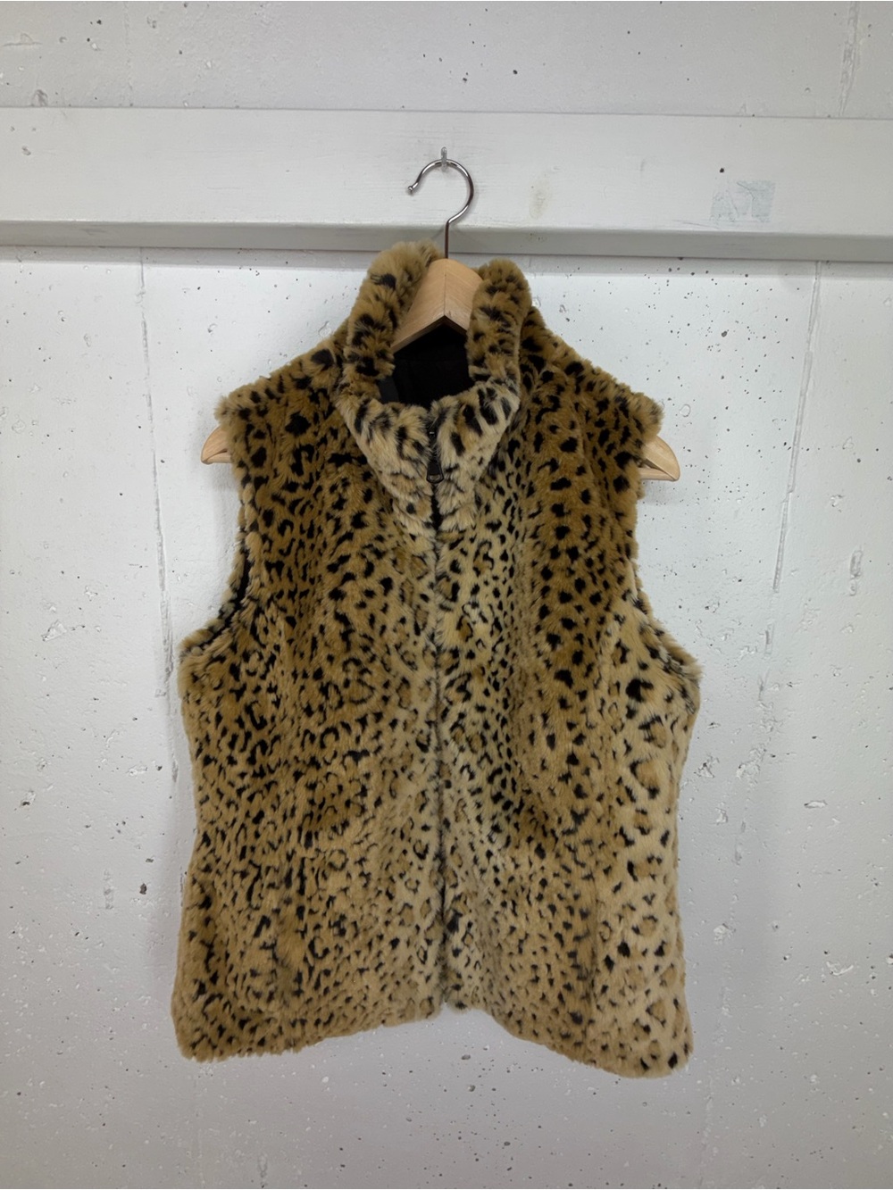 Kristen Blake Women’s Small Reversible Faux Fur Leopard Print Vest